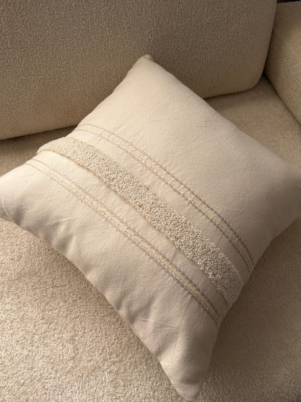 کوسن پانچ دوزی طرح خط صاف