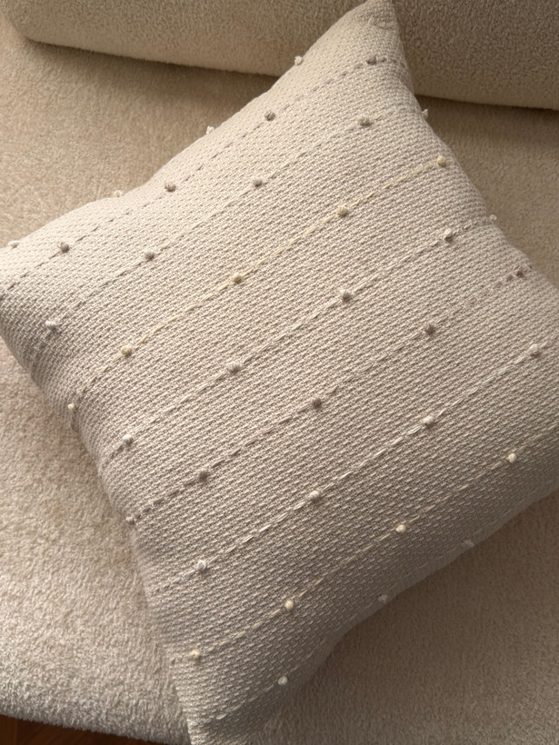 کوسن دستدوز طرح گره